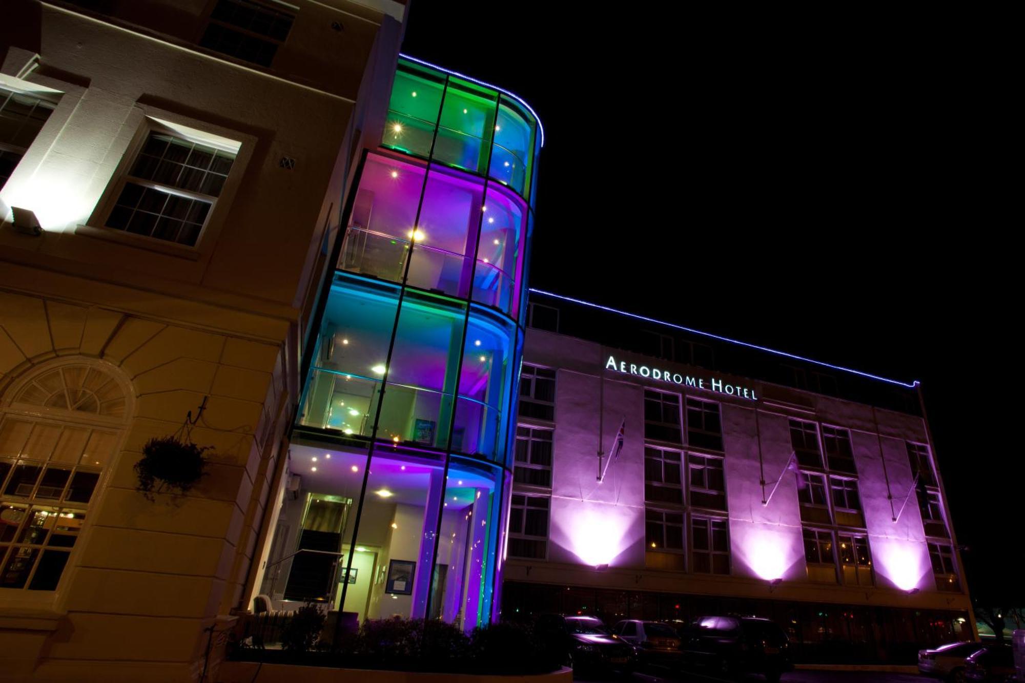 London Croydon Aerodrome Hotel, BW Signature Collection Esterno foto