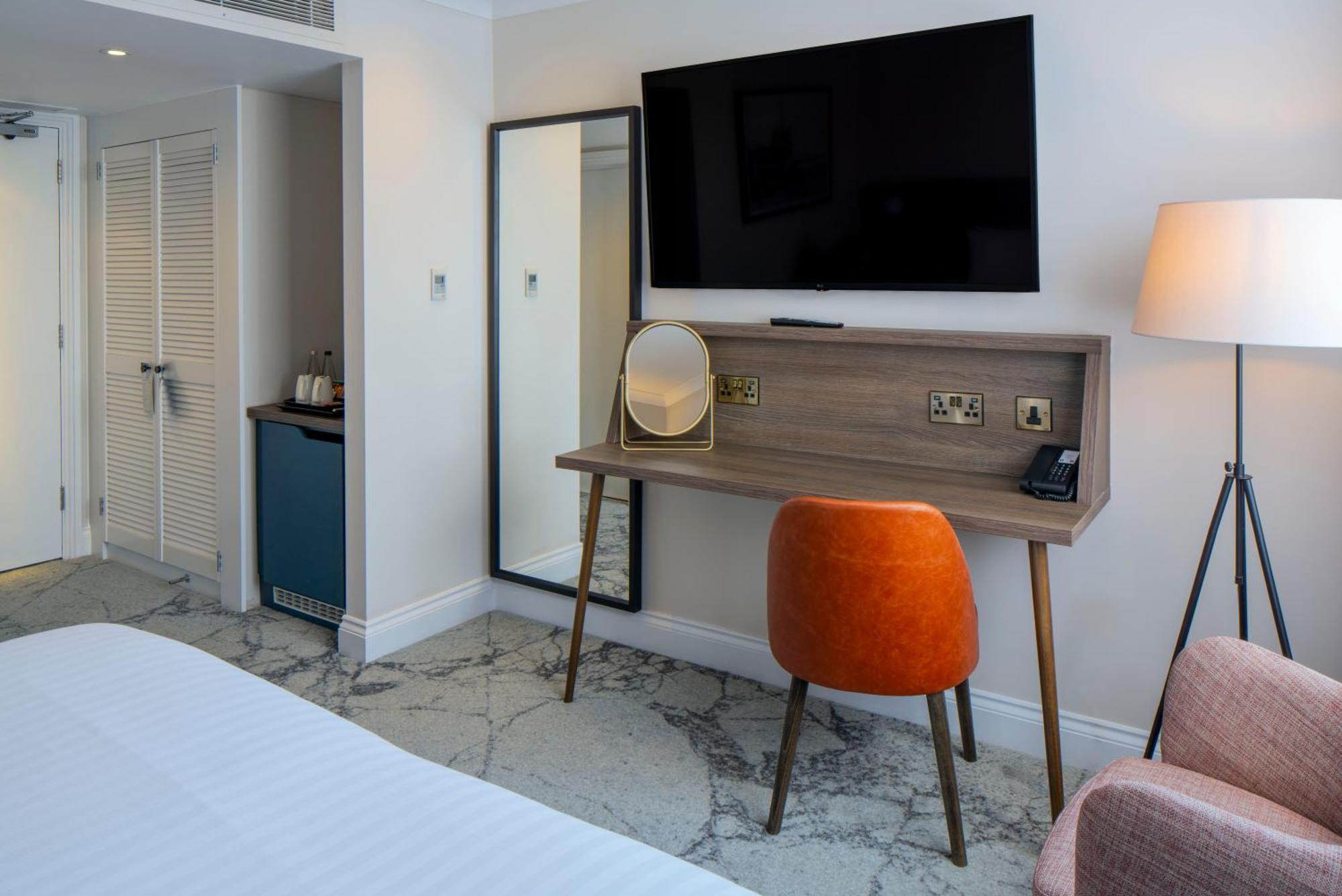 London Croydon Aerodrome Hotel, BW Signature Collection Esterno foto