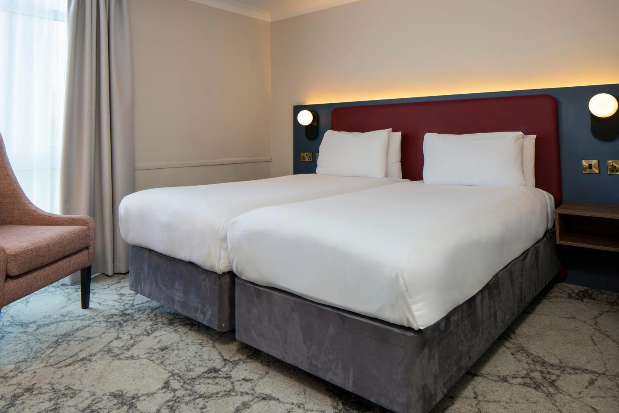 London Croydon Aerodrome Hotel, BW Signature Collection Esterno foto