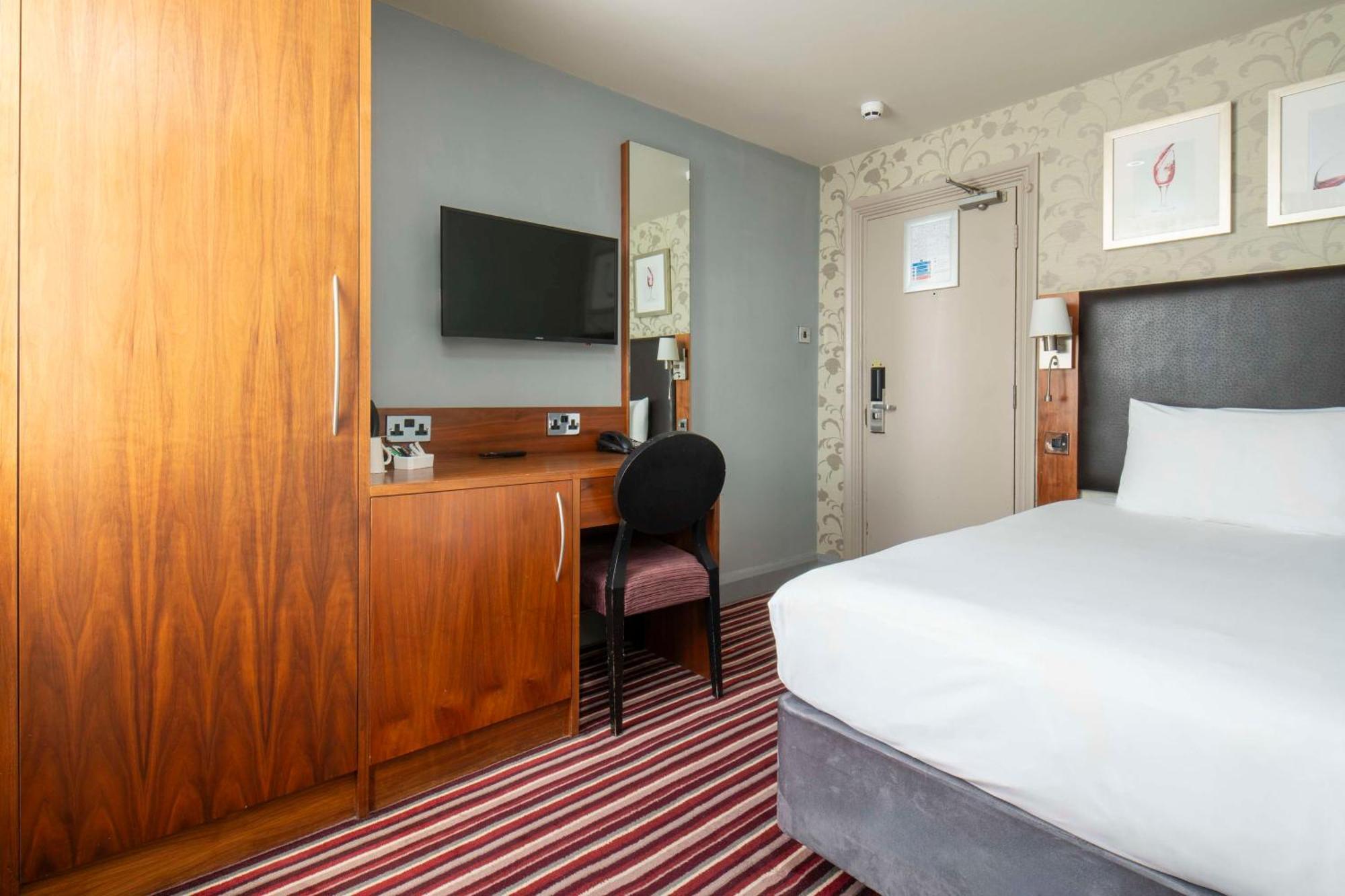 London Croydon Aerodrome Hotel, BW Signature Collection Esterno foto